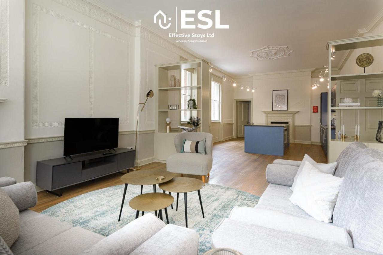 Most Central Luxury Grade 2 Listed Apartment Overlooking Shrewsbury Square - Free Parking Eksteriør bilde