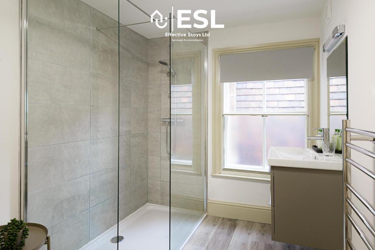 Most Central Luxury Grade 2 Listed Apartment Overlooking Shrewsbury Square - Free Parking Eksteriør bilde