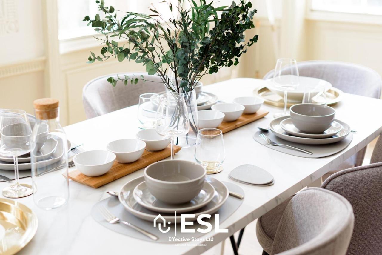 Most Central Luxury Grade 2 Listed Apartment Overlooking Shrewsbury Square - Free Parking Eksteriør bilde